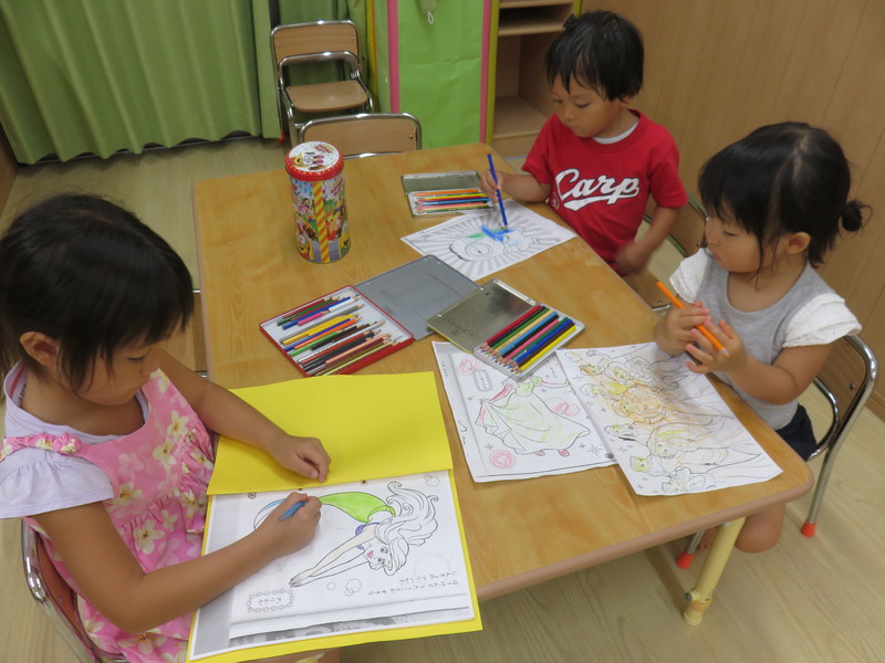 ぬりえ大好き💕