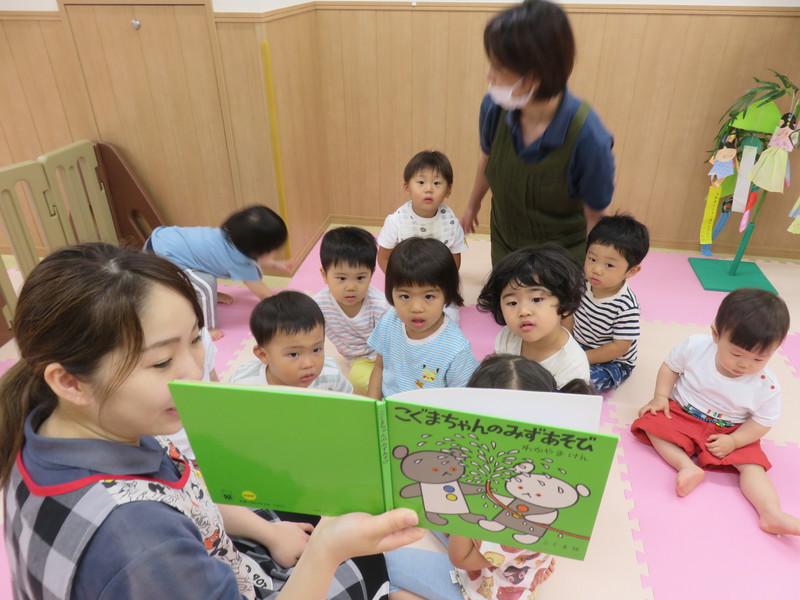 おすすめ絵本読んでもらったよ♡