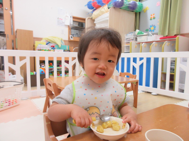 おいしいなぁ〜☺️