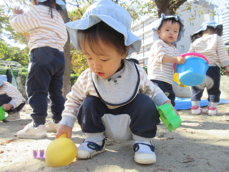 お砂遊びたのしいね😊