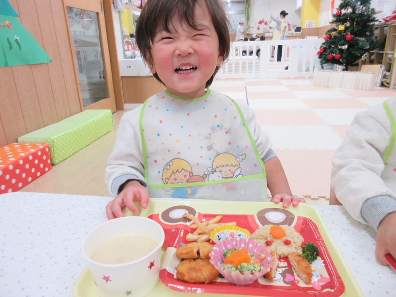 クリスマスランチ美味しい〜🍽