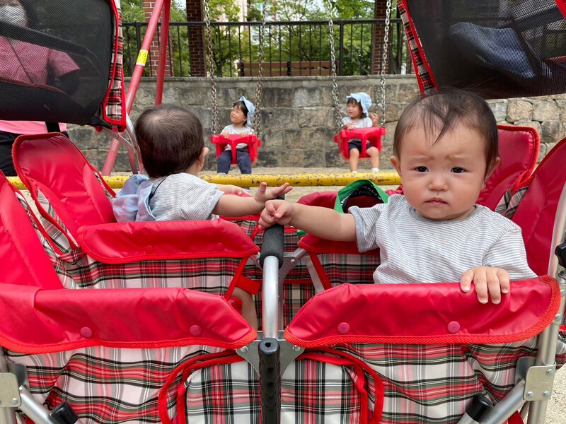 私もブランコ乗りたいなぁ〜