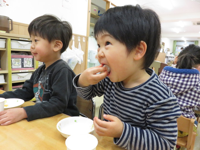 大きなお口であーん♬