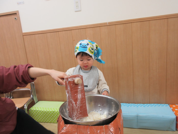 ぺったん🎵ぺったん🎵