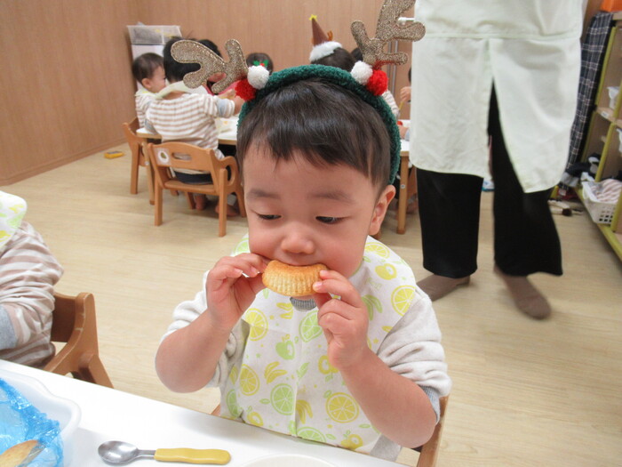 ケーキ美味しいな♪